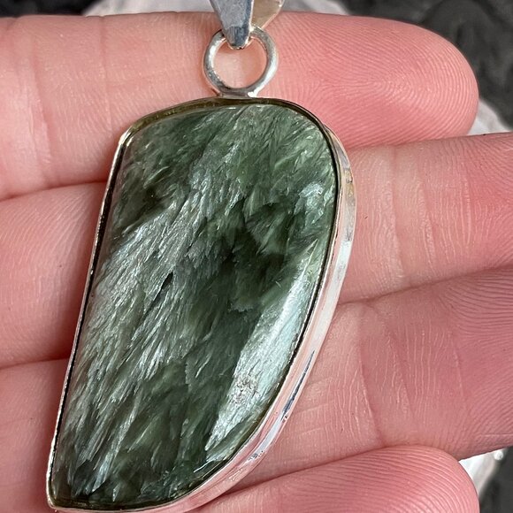 Seraphinite Stone Jewelry Crystal Pendant - Picture 4 of 9